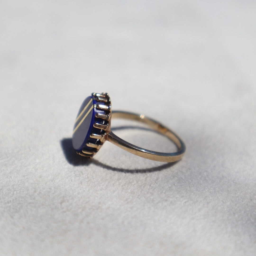 Mid Century Lapis Lazuli Gold Ring