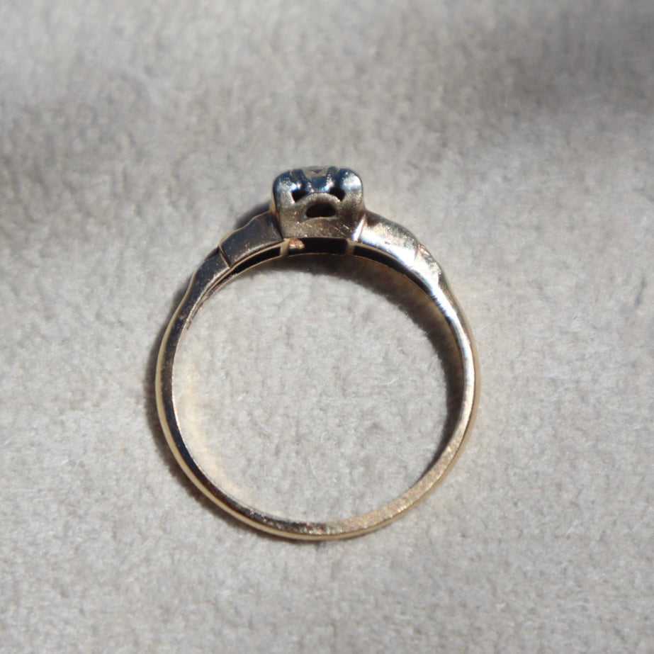 14k Gold Art Deco Diamond Ring