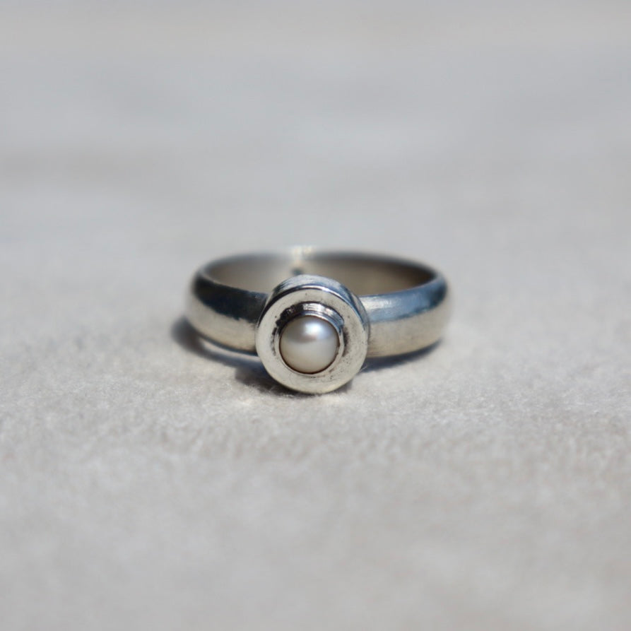 Artisan Made Pearl Solitaire Ring SZ 7