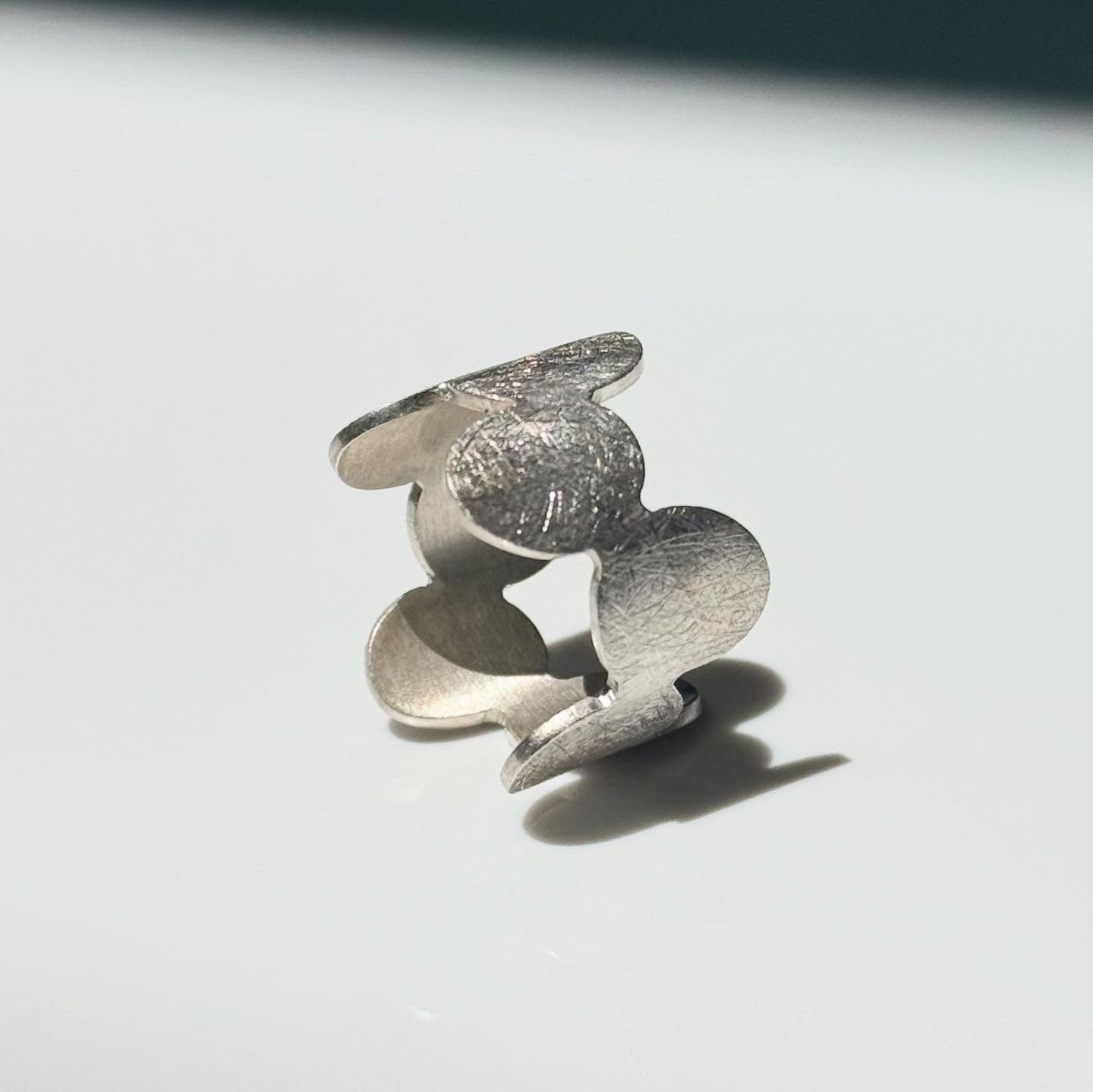 Modernist Etched Bubble Band