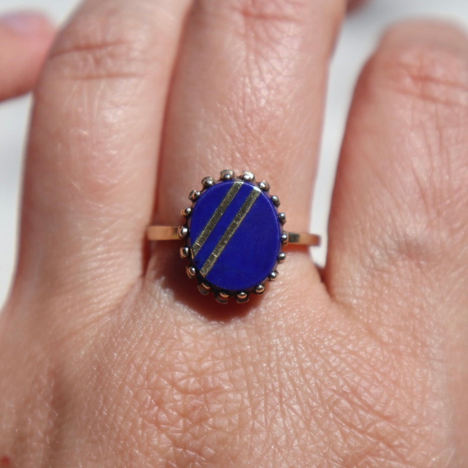 Mid Century Lapis Lazuli Gold Ring