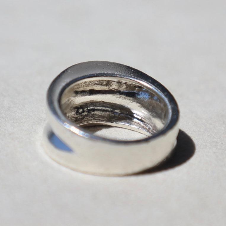 Chunky Modern Concave Band