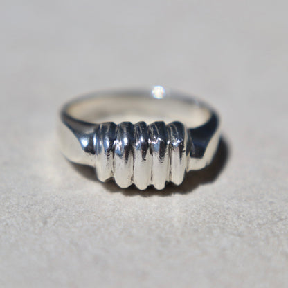 Modern Ribbed Signet Ring