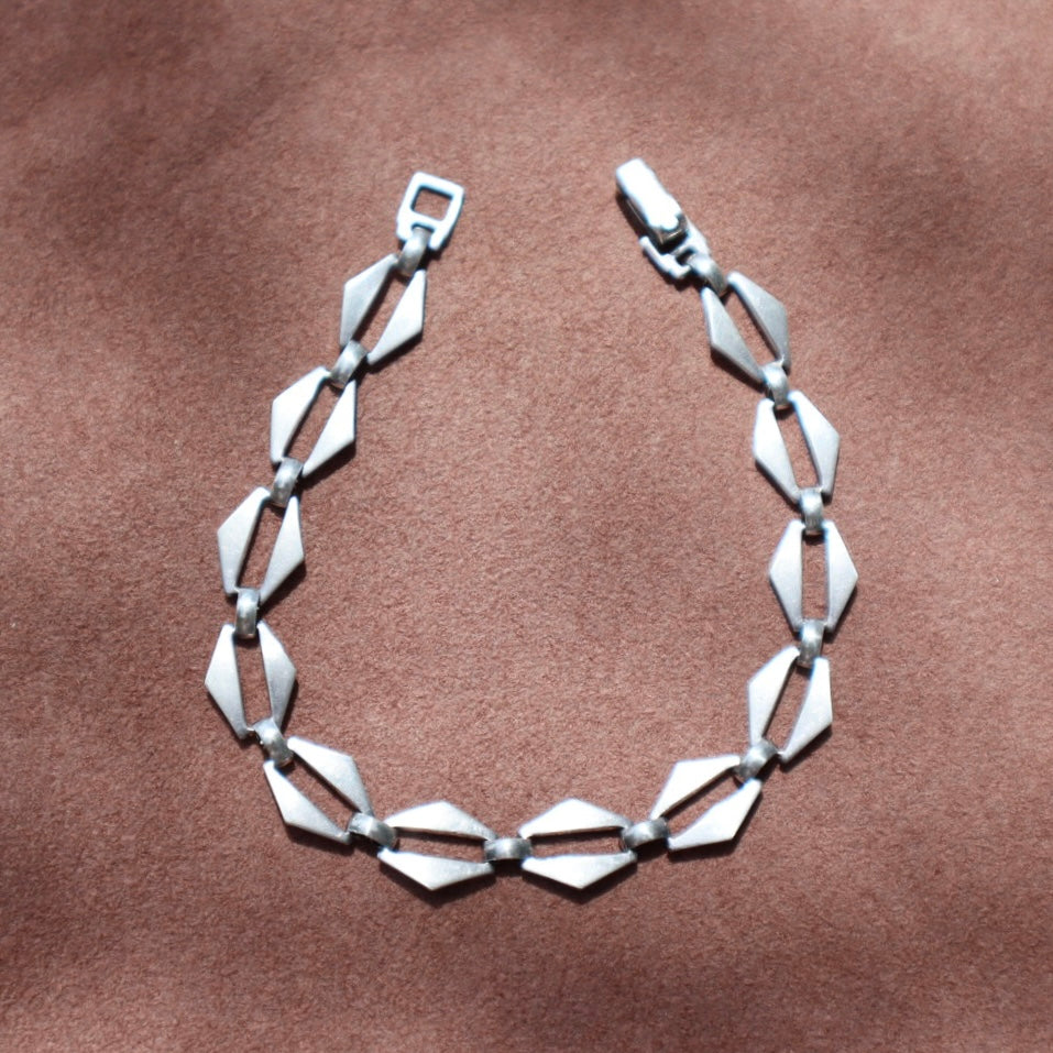 Modern Diamond Link Bracelet