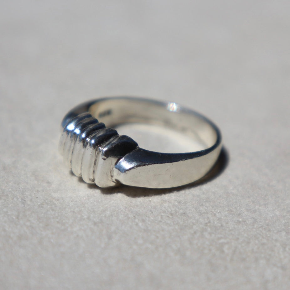 Modern Ribbed Signet Ring