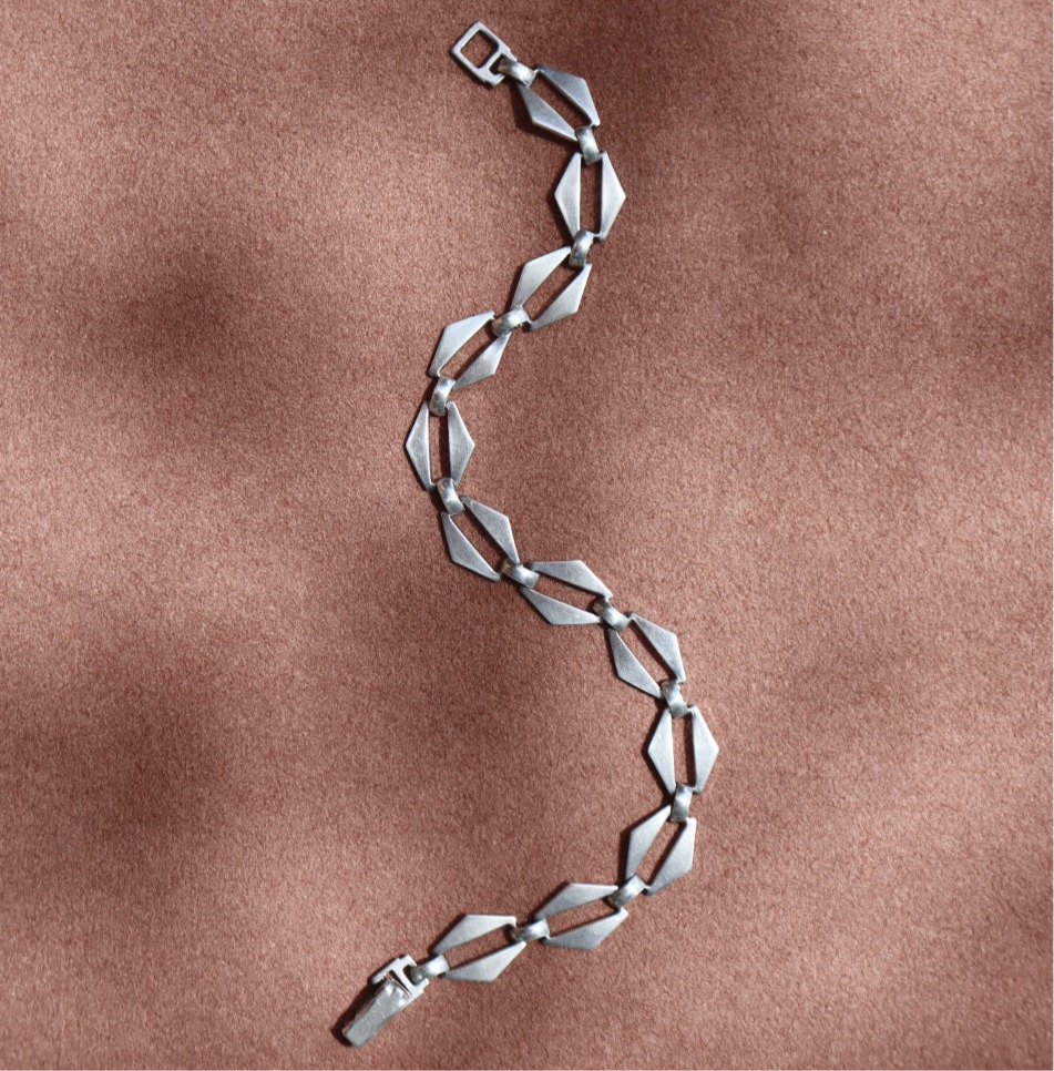 Modern Diamond Link Bracelet
