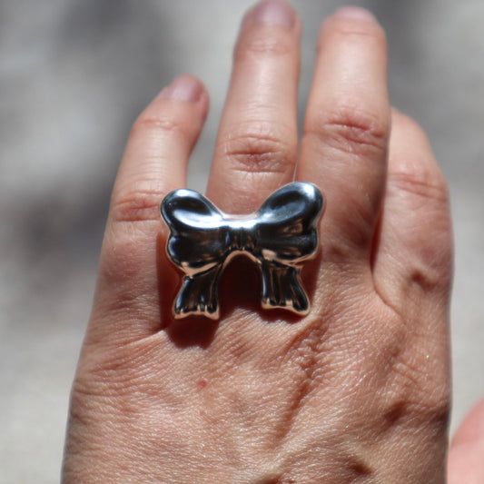 Taxco Sterling Silver Bow Ring