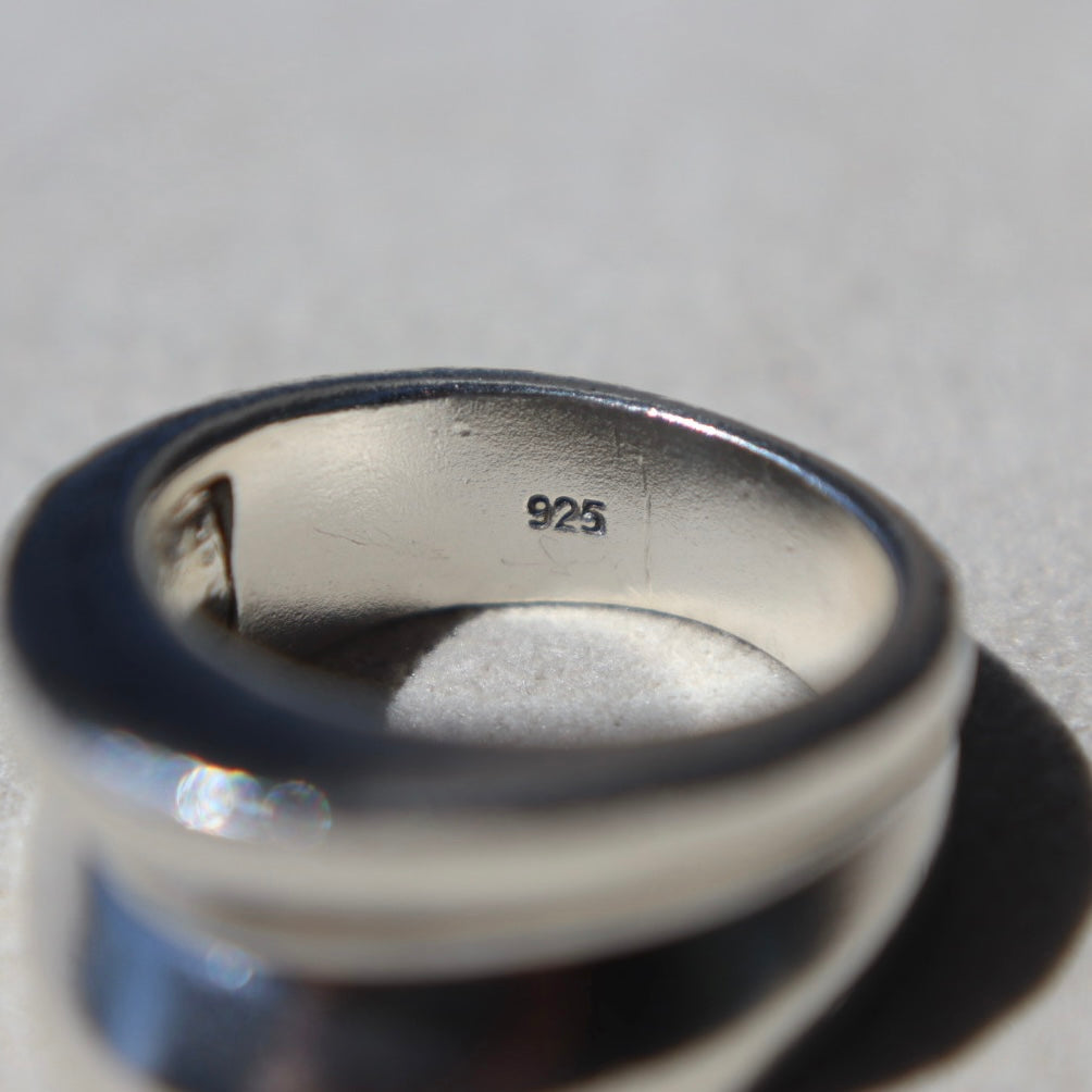 Chunky Modern Concave Band