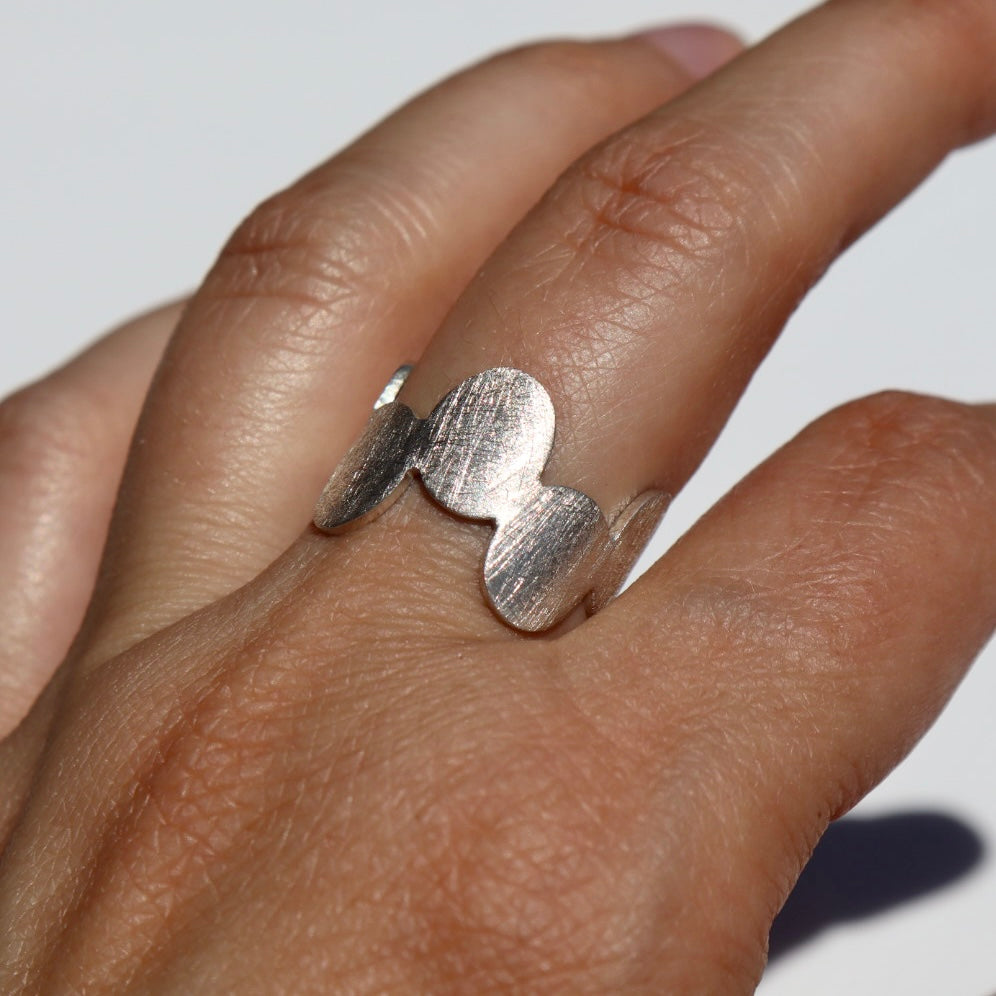 Modernist Etched Bubble Band
